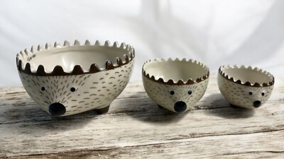 CREATIVE CO-OP HEDGEHOG MEASURING CUPS HAND PAINTED STONEWARE 3 SIZES-image