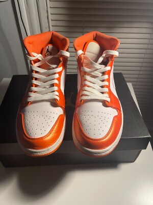 Size 11 - Jordan 1 Mid SE Electro Orange 2021-image