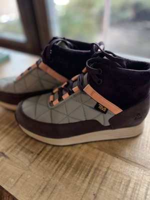 TEVA EMBER COMMUTE MID WATERPROOF FUDGE/ SHADOW/ ORANGE SIZE 6 US. WORN ONCE-image