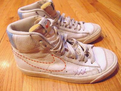 WOMEN'S NIKE MID BLAZER '77  NIKE 101 SHOES SIZE 7.5 DX2350-100-image