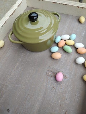 Creative Co-op Stoneware Mini Baker (Sage Grn) with Lid Soup Casserole Oven Safe-image