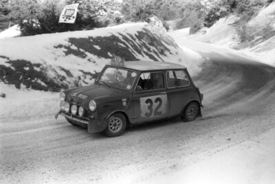 Tony Fall Raymond Joss BMC Cooper S 1967 Rally Car Old Photo 1-image
