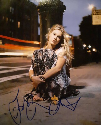 Joss Stone signed 8x10-image