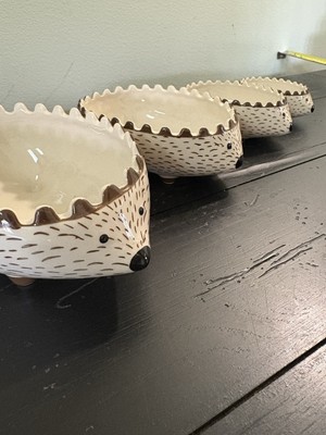 Anthropologie Creative Co-Op 4 Nesting Stackable Hedgehog Measuring Cups-image