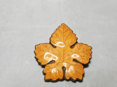 VINTAGE ENAMEL BURNT ORANGE  MAPLE LEAF BROOCH  EUC EARLY TO MID C20TH-image