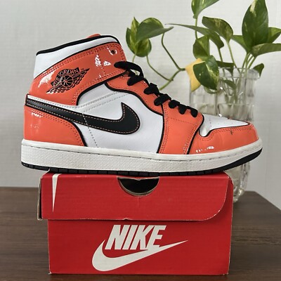 Air Jordan 1 SE Mid Turf Orange Size M7.5/W9-image