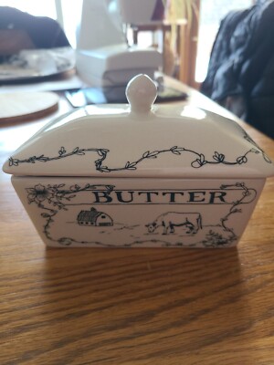 Creative Co-op Inc Ivory & Black Rectangular Butter Box w Lid-image