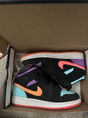 Air Jordan 1 Mid (GS) Black/Total Orange Youth Size 6-image