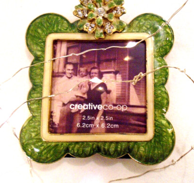 Creative Co-op Lime Green enameled & gemmed miniature photo frame scallops 2.5