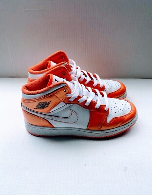 Air Jordan 1 SE Mid Electro Orange Size 6Y-image