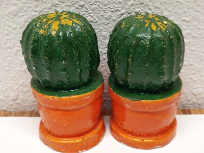 Vintage CACTUS CERAMIC SALT & PEPPER SHAKERS orange green USA-image