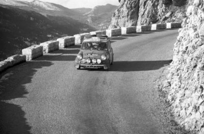 Tony Fall Raymond Joss BMC Cooper S 1967 Rally Car Old Photo 7-image