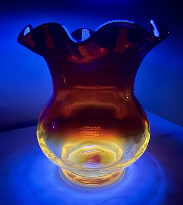 Vintage Amberina Art Glass Vase Ruffled Edge Hand Blown UV Glows 6” Tall-image