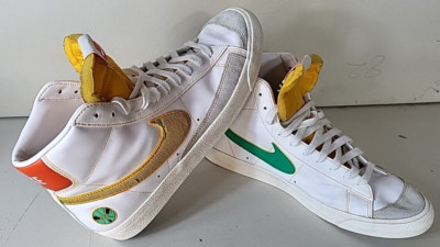 Nike Blazer Mid '77 Vintage Roswell Rayguns Size 11-image