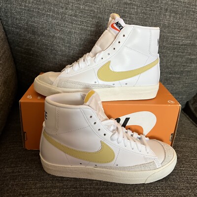 Nike Blazer Mid ‘77 Vintage White/Canvas-White Shoes (CZ1055 109) Women’s Size 5-image