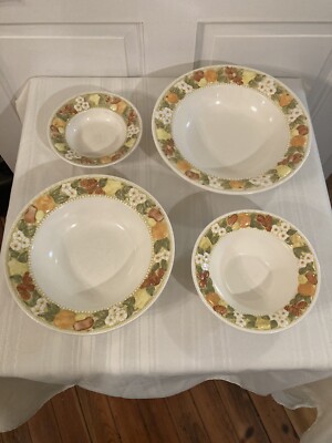 Set Of 4- Vintage (1960’s) Vernon Metlox  “Della Robbia” Bowls. California.-image
