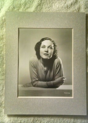 MAUREEN O'SULLIVAN VINTAGE 8 X 10 PHOTO MATTED - TARZAN'S MATE-image