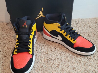 Size 8 - Jordan 1 Mid SE Amarillo CLEAN PAIR-image