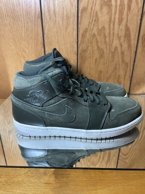 Jordan 1 Mid Sequoia Max Orange 2016 Size 11 Used 554724-302-image