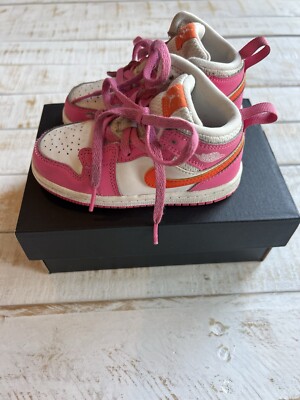 Jordan 1 Mid Toddler Size 8c Pinkcicle/ Safety Orange-image