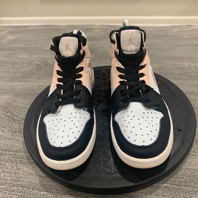 Nike Air Jordan 1 Mid white Arctic Orange Black 554724-133 Size 6.5 NO INSOLE-image