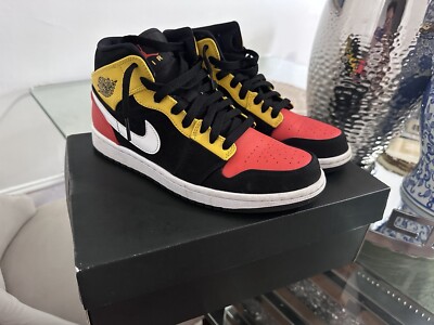 Size 7.5 - Jordan 1 Mid SE Amarillo-image