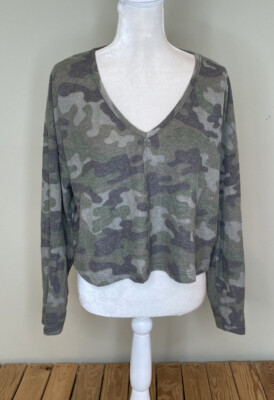 la la land creative co NWOT women’s camouflage shirt size L green F2-image