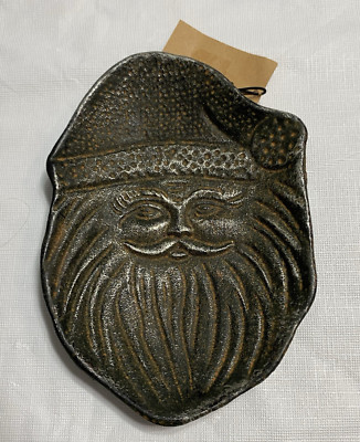 Creative Co-Op Decorative Cast Iron Santa Dish Candy Trinket-image