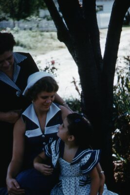 35mm Slide 1940s Orange Border Kodachrome Woman and Girls Sitting Under Tree-image
