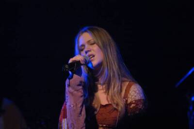 Joss STONE, Joss Stone - 4th February 2004 - live at The Scala Old Photo 4-image