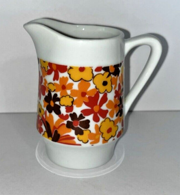 Vintage 1968 H.H. Creamer #7253 Red/Orange Floral-image