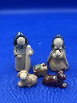 Creative Co-op Ceramic Holy Family Figurine Set-image