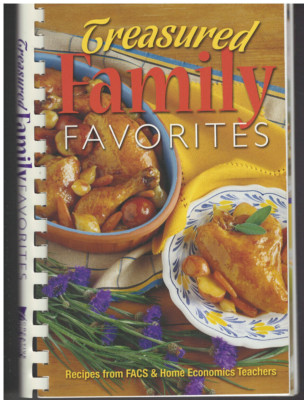 Treasured Family Favorites (2010, Creative Cookbook Company, Spiral Bound) VG-image