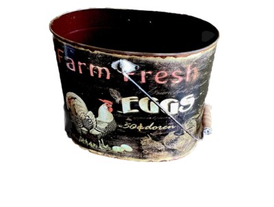 Creative Co-Op Farmhouse Style Pail / Tin 9’ Tall, “Farm Fresh Eggs“-image