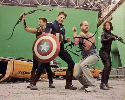 Joss Whedon signed 8x10-image