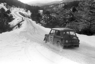 Tony Fall Raymond Joss BMC Cooper S 1967 Rally Car Old Photo-image