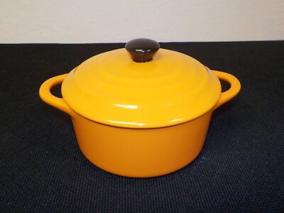 Creative Co-op Stoneware Orange Mini Casserole w/ Lid-image