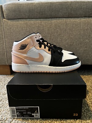Size 6 - Jordan Air 1 Mid GS White/Black/Crimson Tint-image