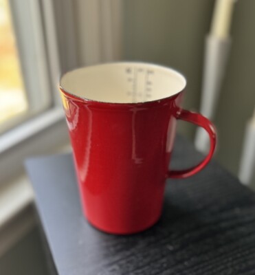 Creative Co-Op 28 oz Red Enamel Rustic Measuring Cup NWOT Dishwasher & Oven Safe-image