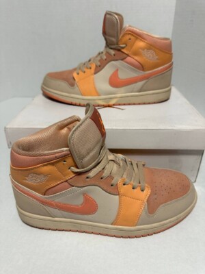 Jordan 1 Mid Apricot DH4270-800 W Size 9.5 Sneakers -image