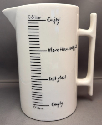 Creative Co-op Measuring Pitcher With Handle White Ceramic Mug 0.8 Liter-image