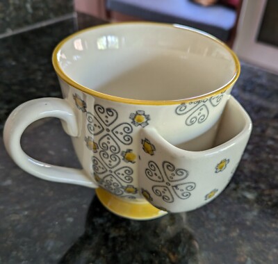 NEW Creative Co-Op 12 Oz. Stoneware Tea Cup With Tea Bag Holder Gold Color Trim-image
