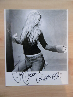 Joss Stone signed 8x10 inch photo autograph-image