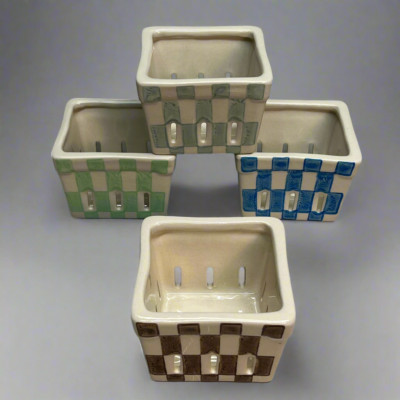 CREATIVE CO-OP Hand-Painted Stoneware Berry Basket 4