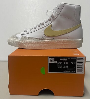 NIKE BLAZER MID 77 WHITE BARLEY VOLT /WHITE CZ1055 108 SIZE 5-image