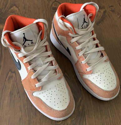 Nike Air Jordan 1 Mid DV1336-800 Size 4 Orange-image