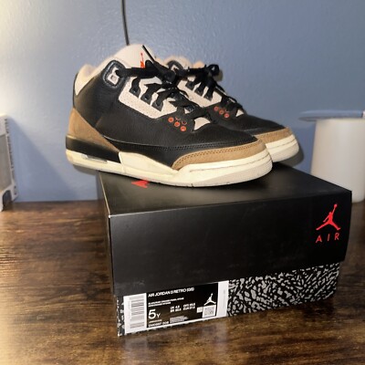Size 5 - Jordan 3 Retro Mid Desert Elephant-image