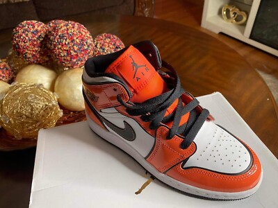 Jordan 1 Mid-image