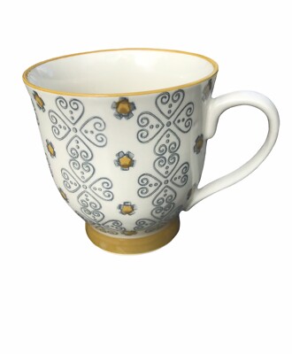 NEW Creative Co-Op 12 Oz. Stoneware Tea Cup With Tea Bag Holder Gold Color Trim-image